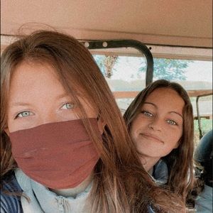 Meet your Posher, Laney